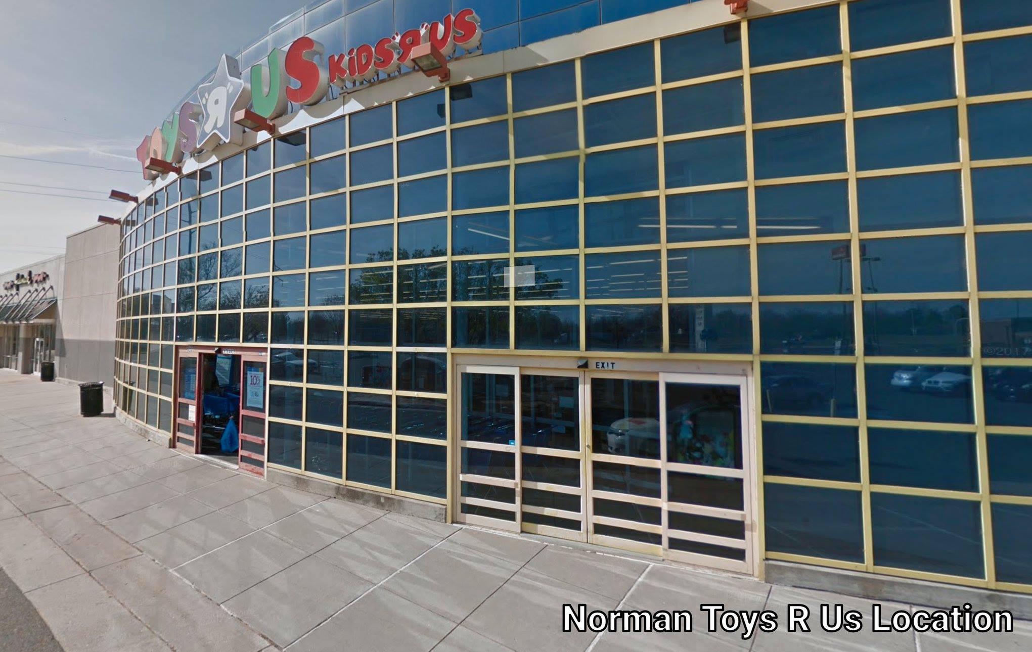 Ed Noble Parkway’s Toys ‘R’ Us to close